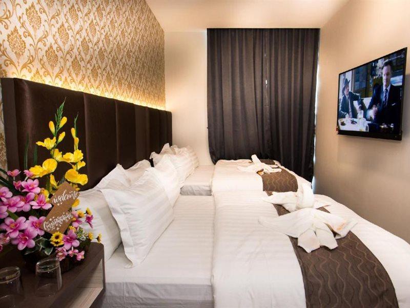 Spring Season Hotel Муар Екстер'єр фото