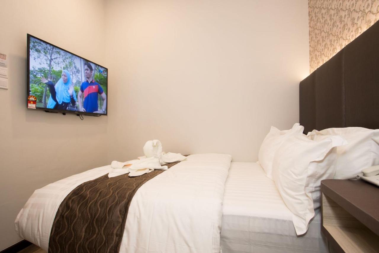 Spring Season Hotel Муар Екстер'єр фото
