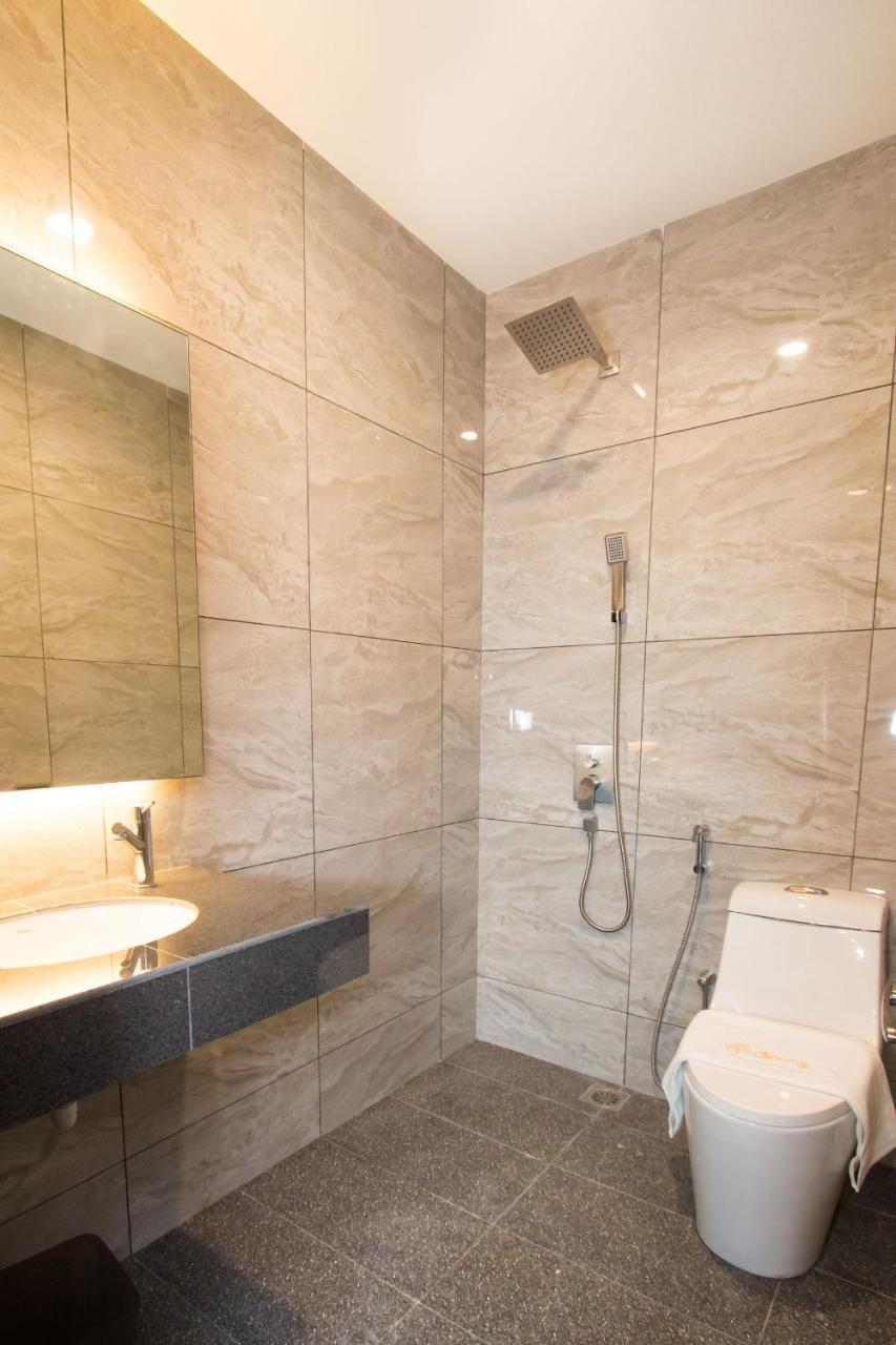 Spring Season Hotel Муар Екстер'єр фото